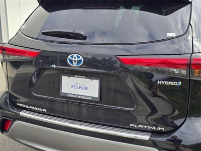 2020 Toyota Highlander Hybrid Platinum