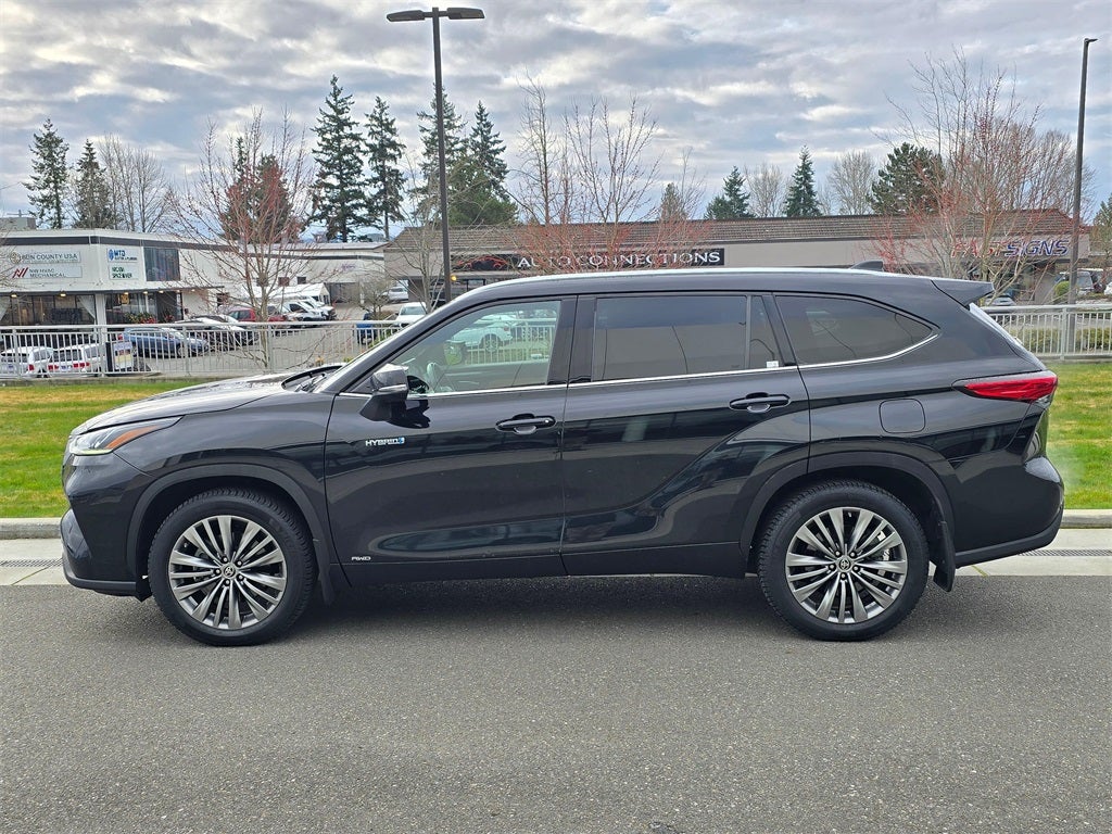2020 Toyota Highlander Hybrid Platinum