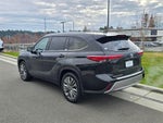 2020 Toyota Highlander Hybrid Platinum