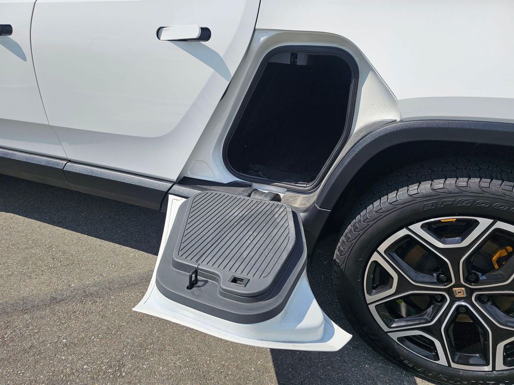 2022 Rivian R1T Adventure