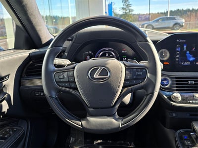 2022 Lexus LS 500h Base