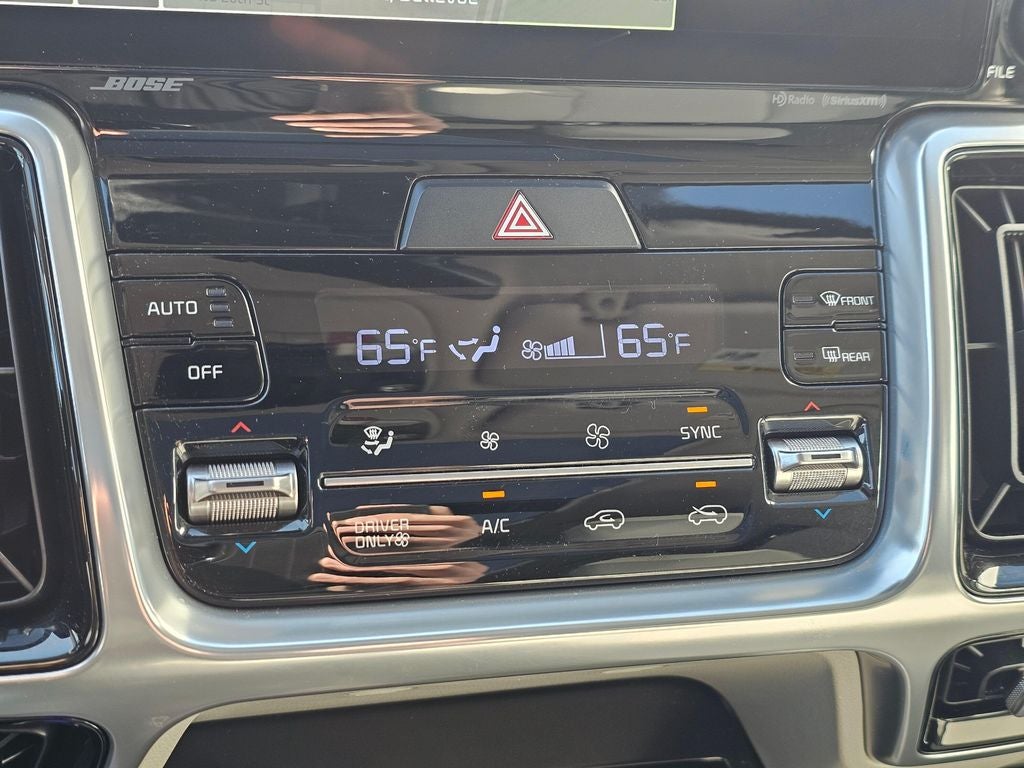 2023 Kia Sorento Plug-In Hybrid SX Prestige