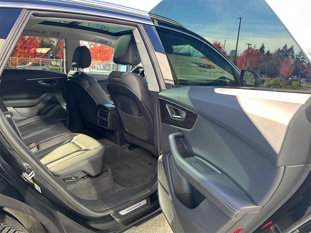 2023 Audi Q8 55 Premium Plus quattro