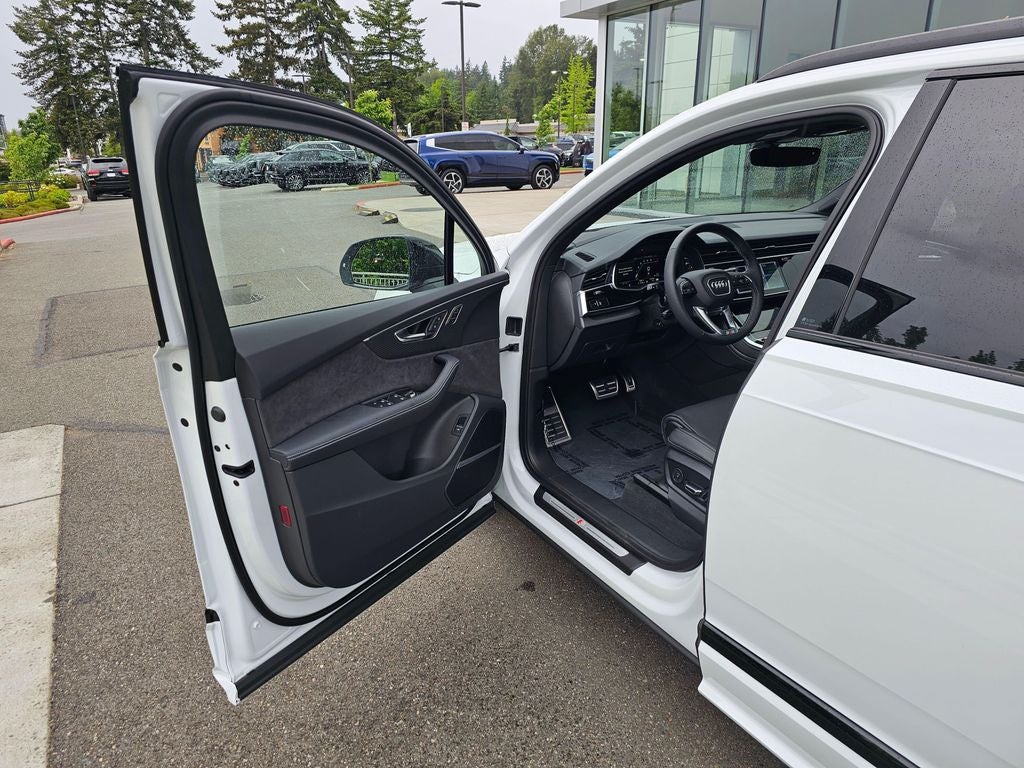 2025 Audi SQ7 Prestige quattro