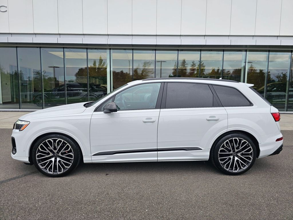 2025 Audi SQ7 Prestige quattro