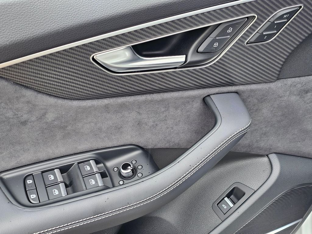 2025 Audi SQ7 Prestige quattro