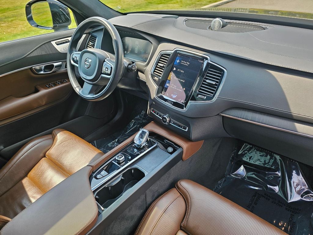 2022 Volvo XC90 Recharge Plug-In Hybrid T8 Inscription Extended Range 7P