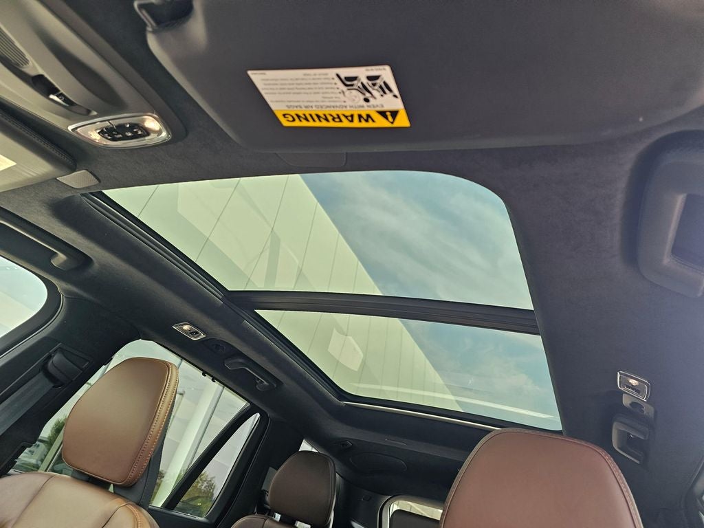 2022 Volvo XC90 Recharge Plug-In Hybrid T8 Inscription Extended Range 7P