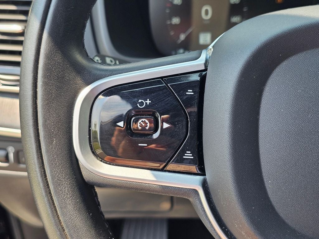 2022 Volvo XC90 Recharge Plug-In Hybrid T8 Inscription Extended Range 7P
