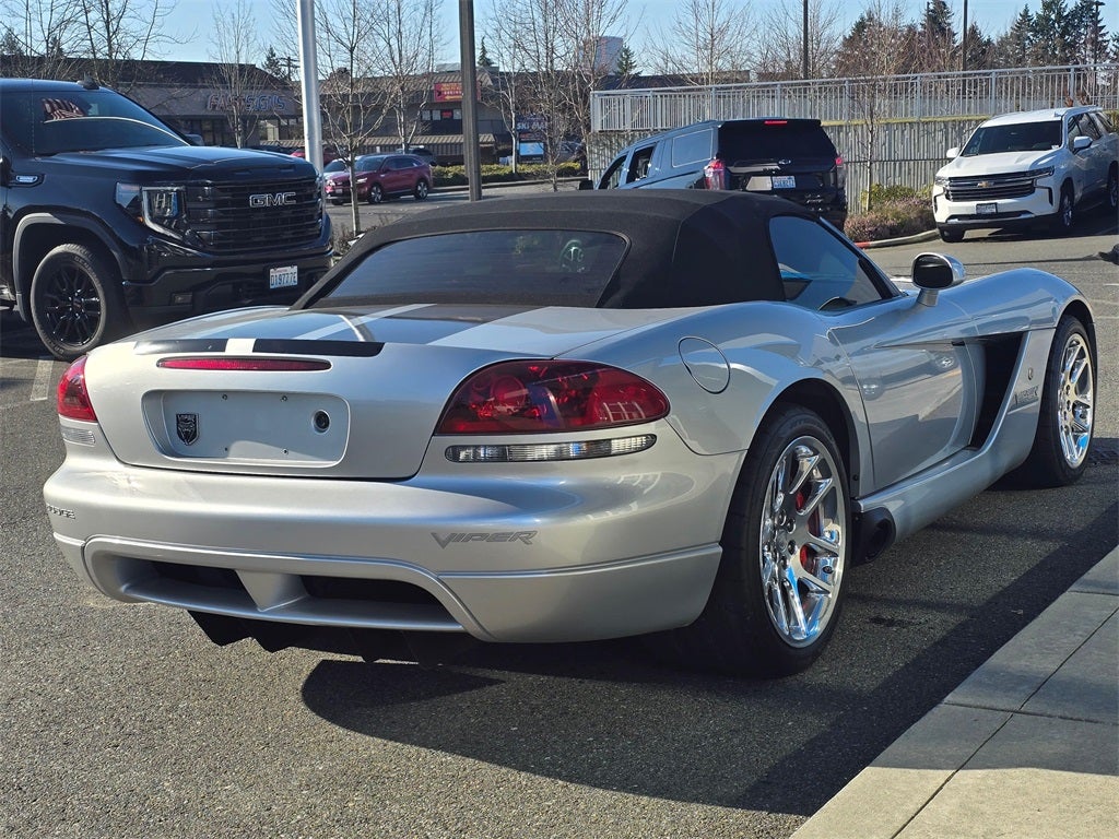 2004 Dodge Viper SRT10