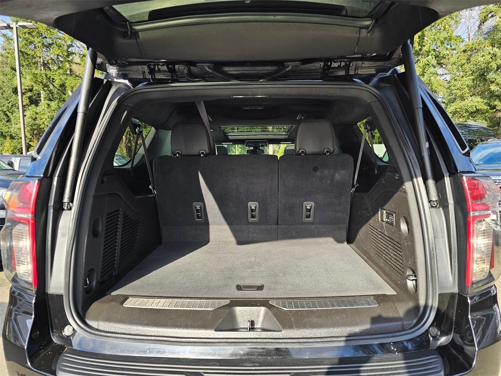 2021 Chevrolet Suburban RST