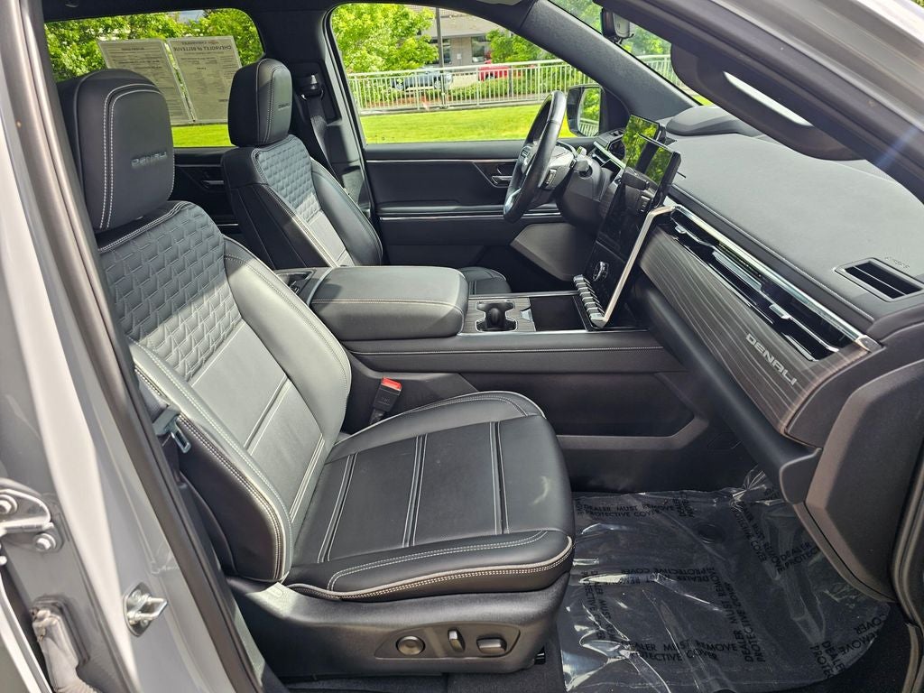 2025 GMC Sierra EV Denali Max Range