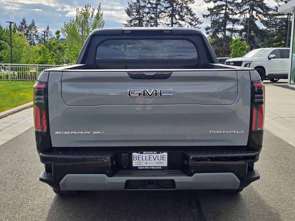 2025 GMC Sierra EV Denali Max Range