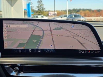 2025 Cadillac LYRIQ Luxury 2