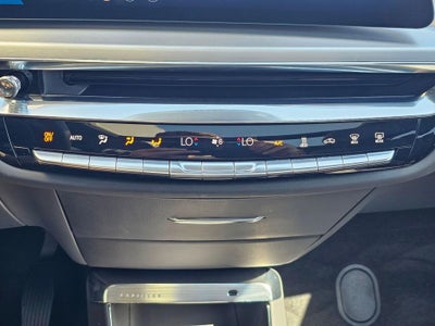 2025 Cadillac LYRIQ Luxury 2