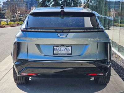 2025 Cadillac LYRIQ Luxury 2