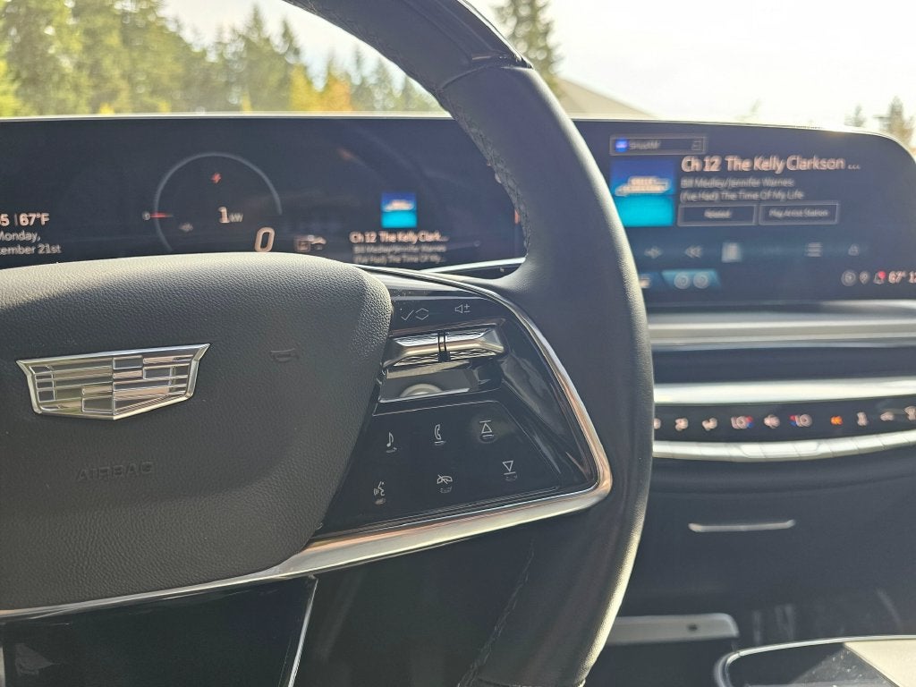 2024 Cadillac LYRIQ Sport