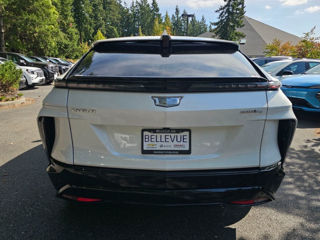 2024 Cadillac LYRIQ Sport