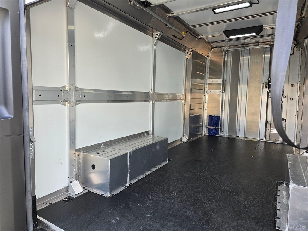 2024 Chevrolet Brightdrop Zevo 600 AWD Max Range