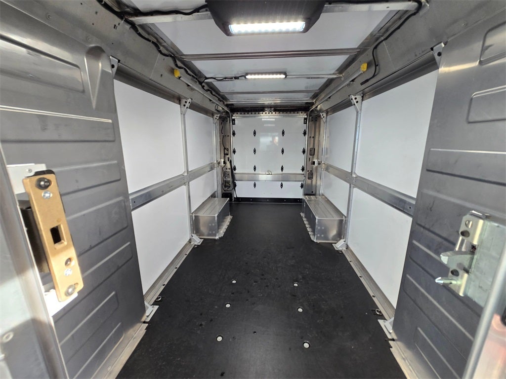 2024 Chevrolet Brightdrop Zevo 600 AWD Max Range