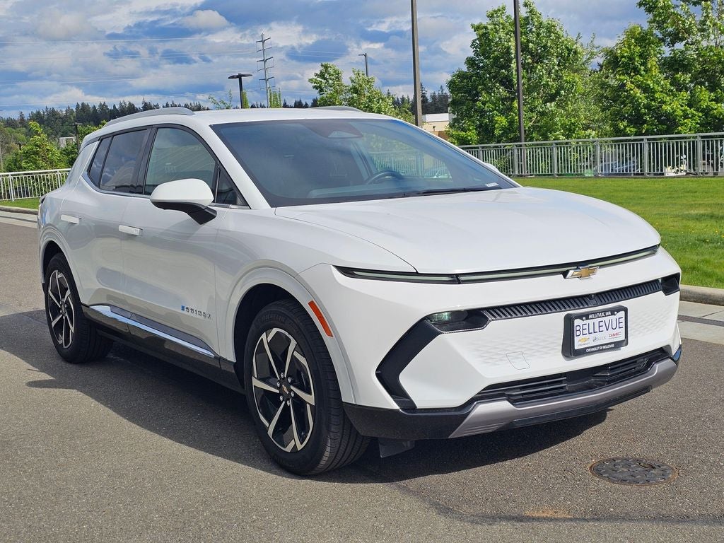 2025 Chevrolet Equinox EV LT