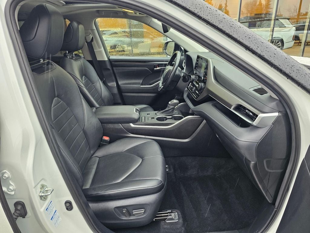 2020 Toyota Highlander Hybrid XLE