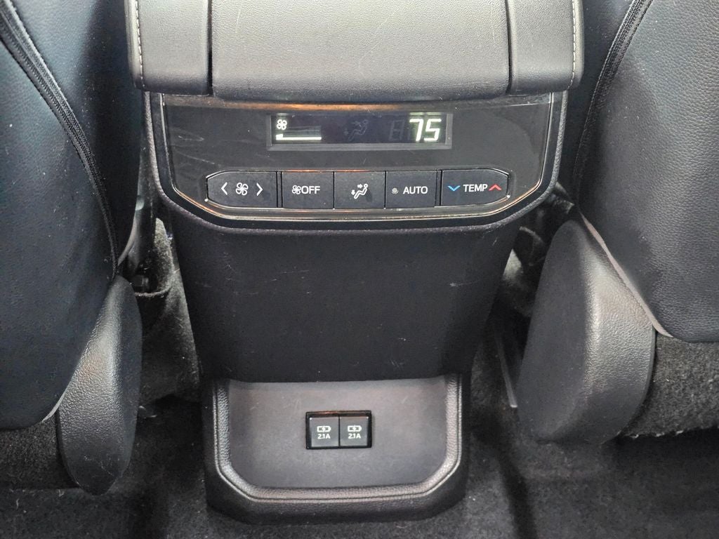 2020 Toyota Highlander Hybrid XLE