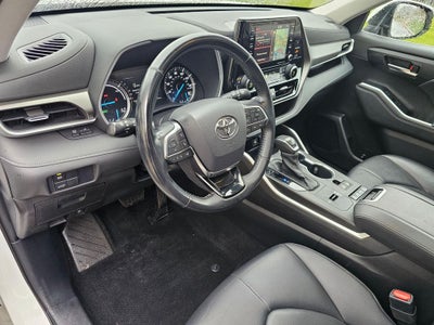 2020 Toyota Highlander Hybrid XLE