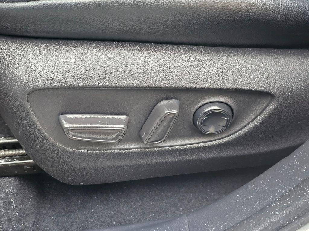 2020 Toyota Highlander Hybrid XLE