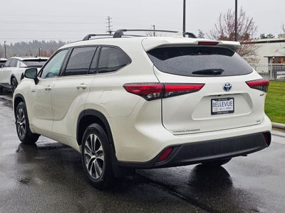 2020 Toyota Highlander Hybrid XLE