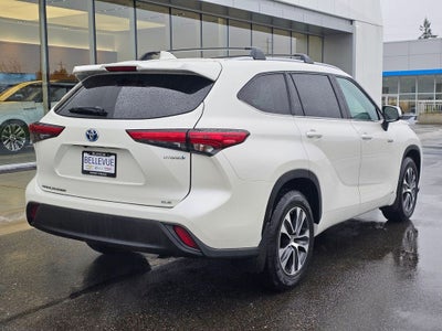2020 Toyota Highlander Hybrid XLE