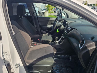 2022 Chevrolet Trax LS