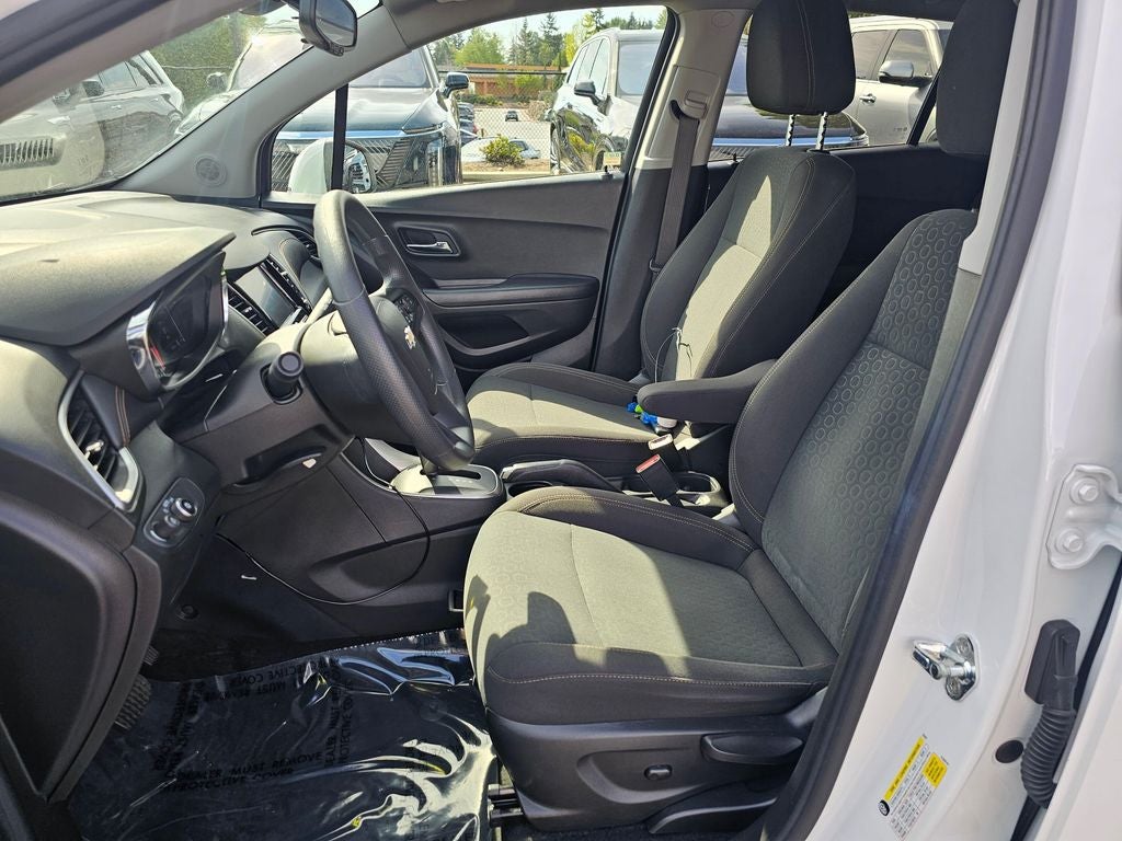2022 Chevrolet Trax LS