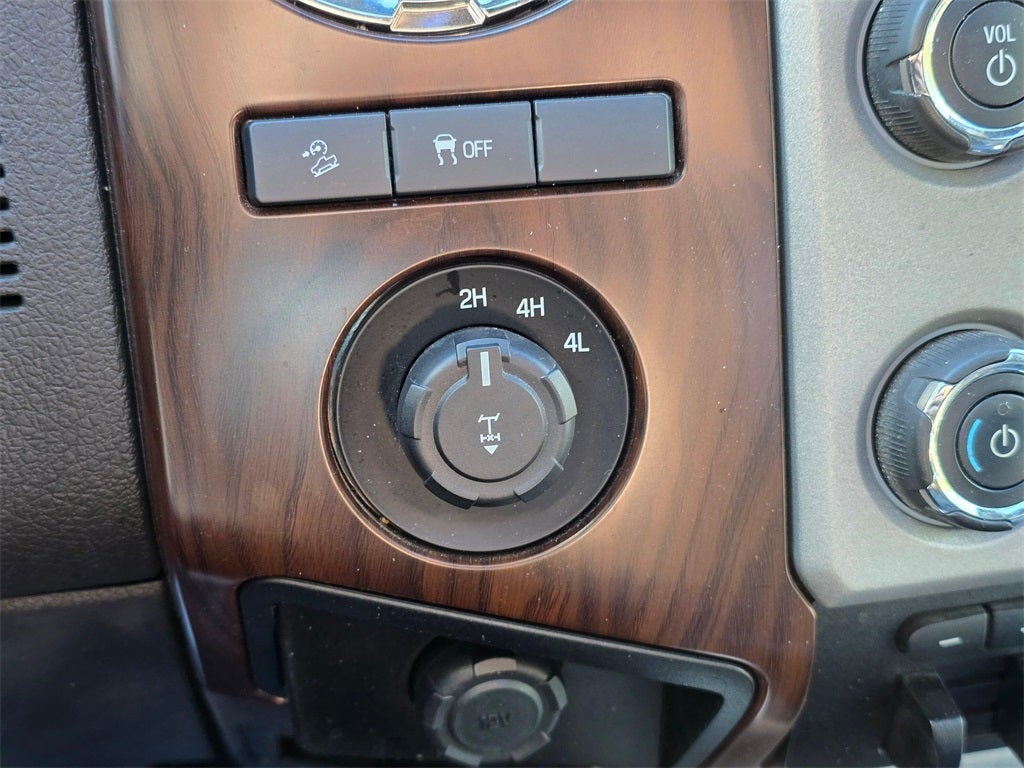 2014 Ford F-350SD Lariat