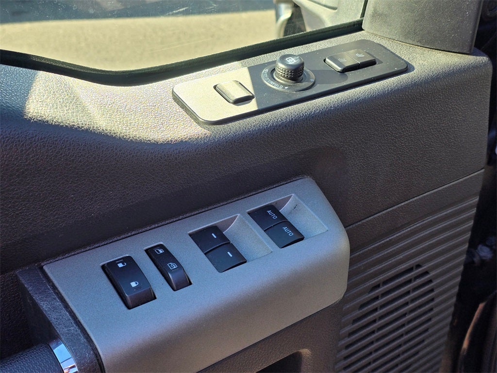 2014 Ford F-350SD Lariat