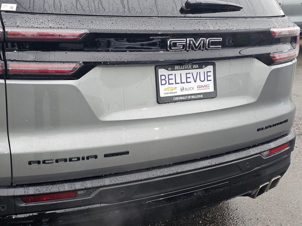 2026 GMC Acadia Elevation