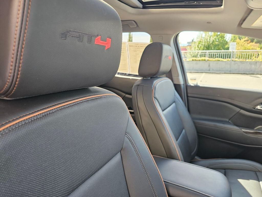 2023 GMC Acadia AT4