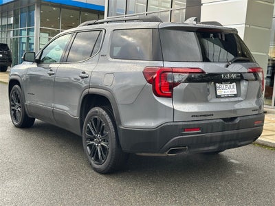 2022 GMC Acadia SLT