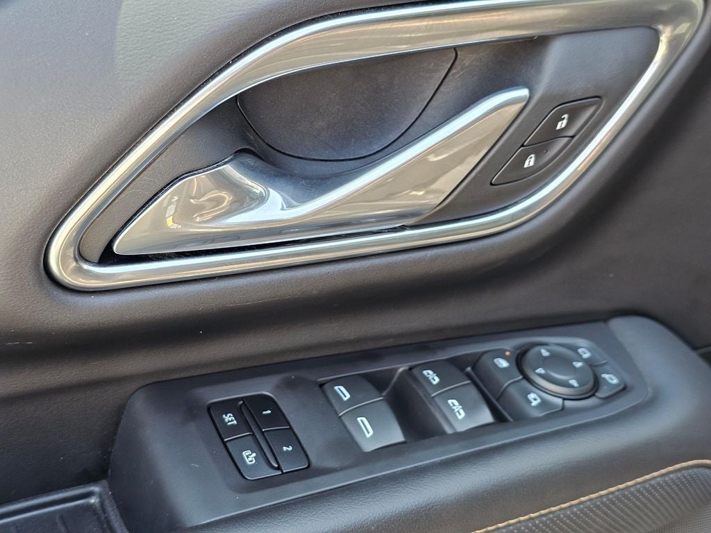 2024 GMC Yukon AT4