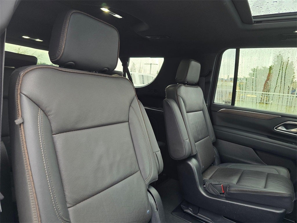 2022 Chevrolet Suburban High Country