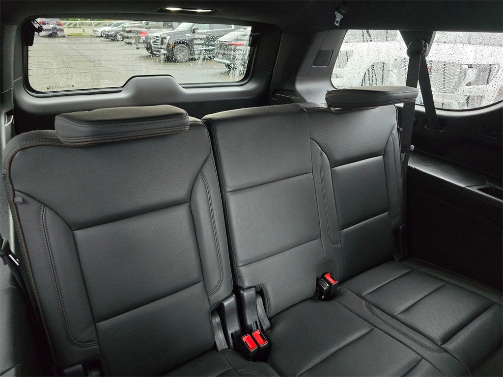 2022 Chevrolet Suburban High Country