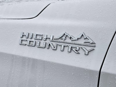 2022 Chevrolet Suburban High Country