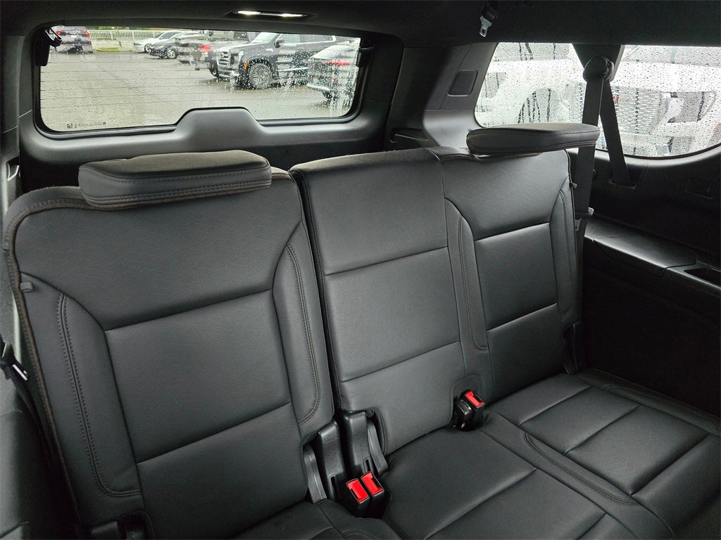 2022 Chevrolet Suburban High Country