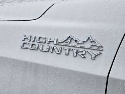 2022 Chevrolet Suburban High Country