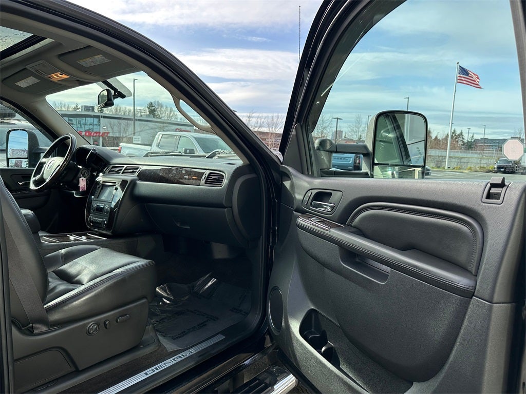 2011 GMC Sierra 3500HD Denali