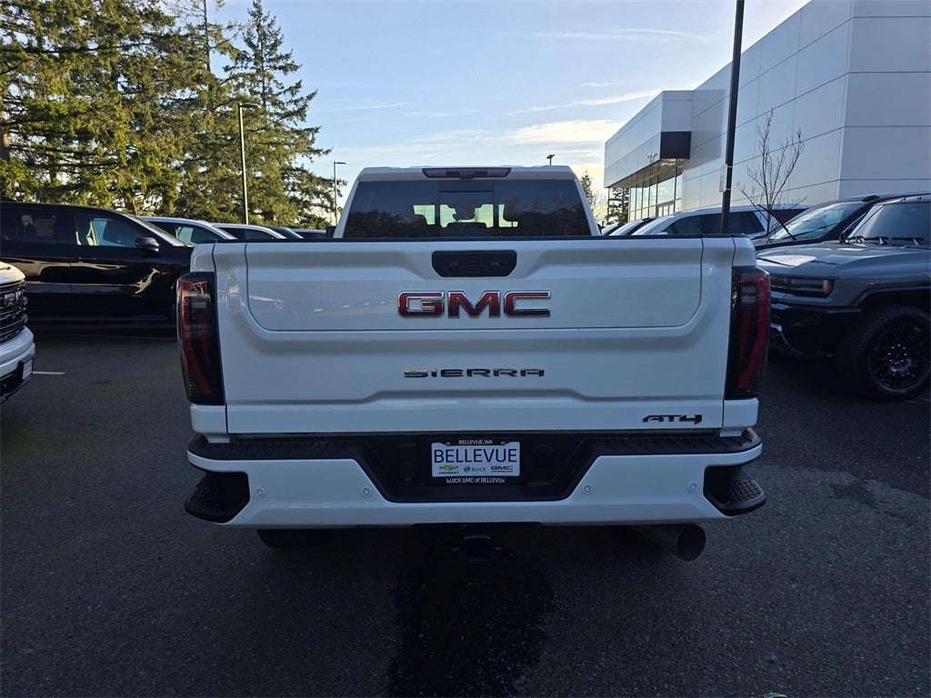 2025 GMC Sierra 3500HD AT4