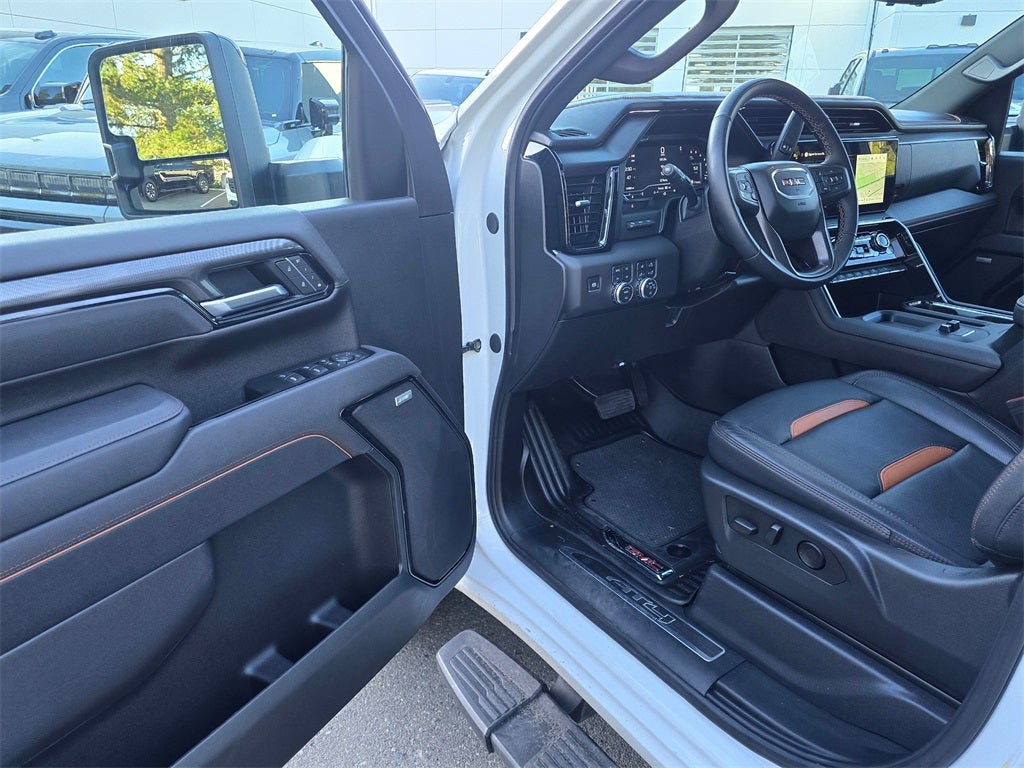 2025 GMC Sierra 3500HD AT4