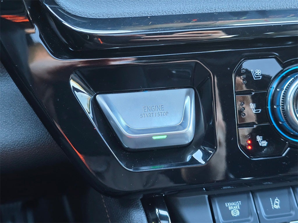 2025 GMC Sierra 3500HD AT4