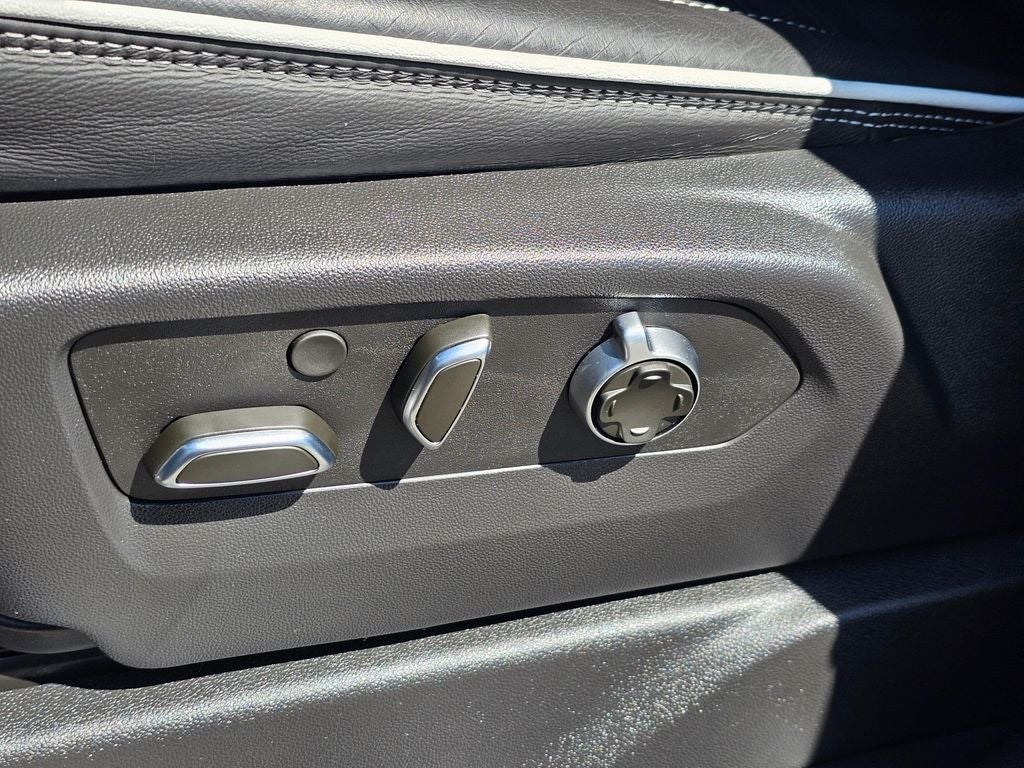 2025 GMC Sierra 2500HD AT4X
