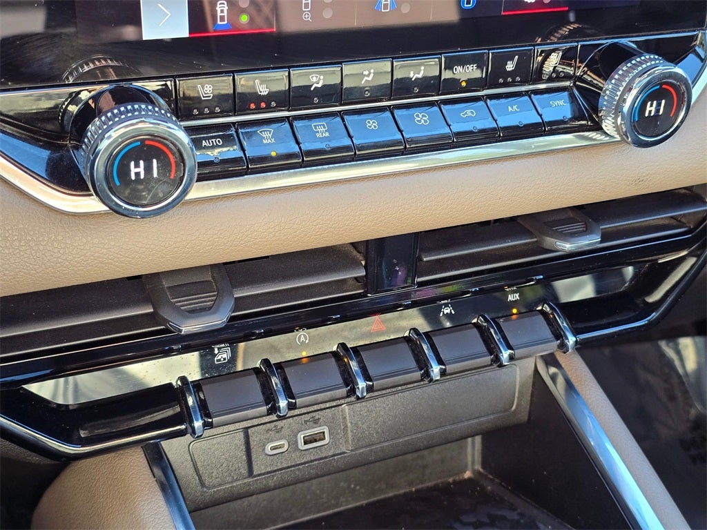 2023 GMC Canyon Denali